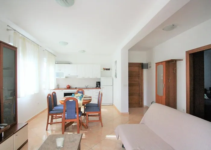 Mendikovic Guest house 3*