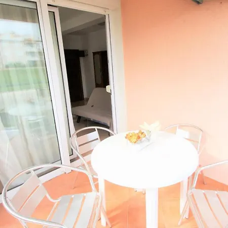 بيت ضيافة Mendikovic 3*