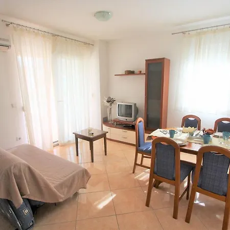 بيت ضيافة Mendikovic بوريتش